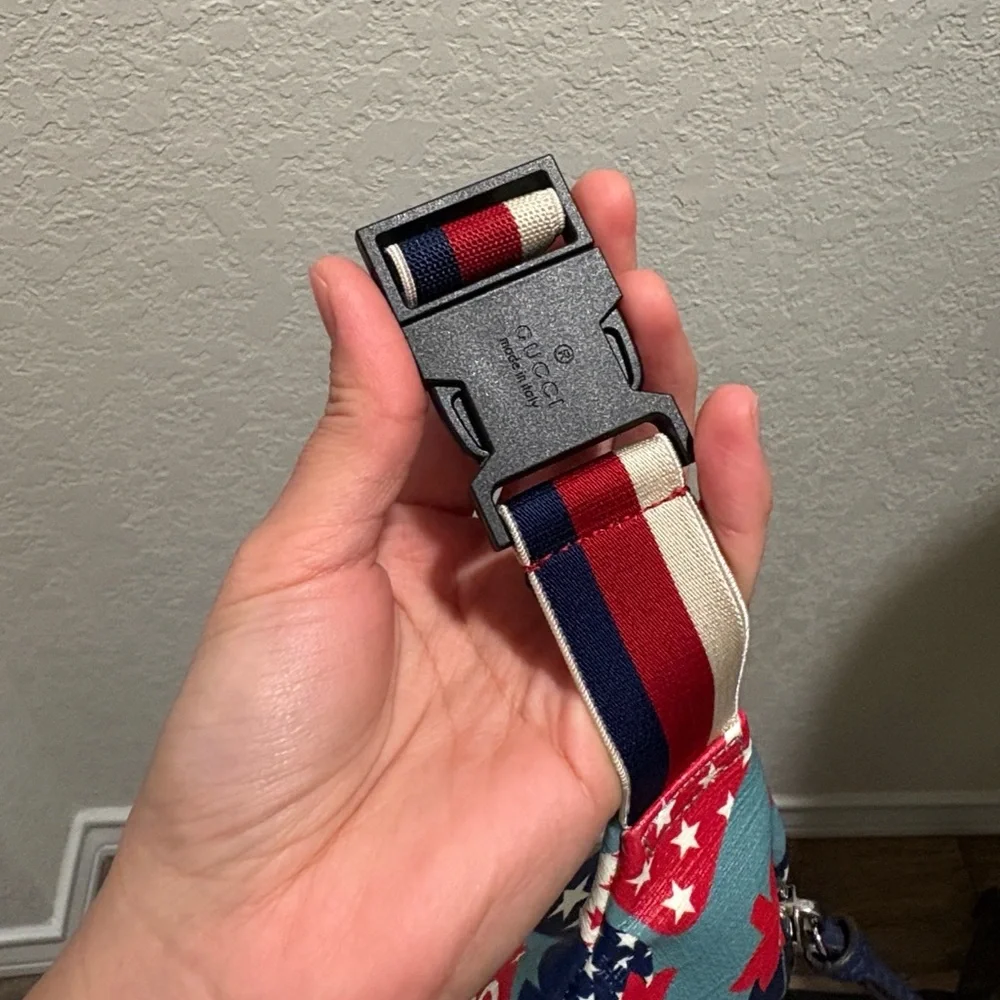 Gucci Limited Edition Strawberry Belt
Bag - Picture 8 of 15